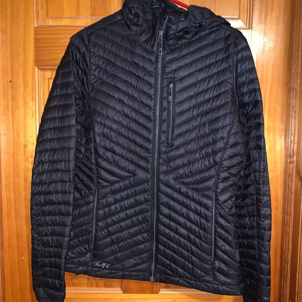 Outdoor research puffer jacket